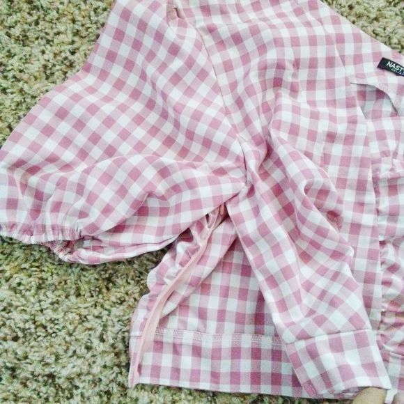 NWT Nasty Gal Pink Gingham One Shoulder Crop Top - Picture 6 of 7